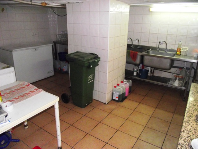 Equipped Kitchen