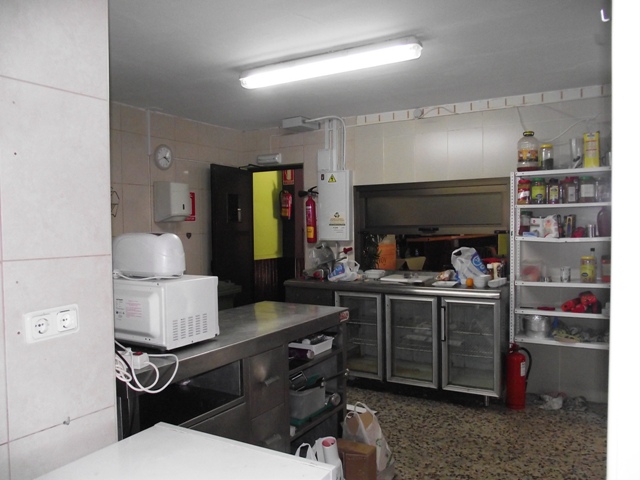 Large Equipped Kitchen